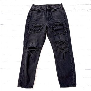 American Eagle High Waisted Mom Jean Destroyed Black Denim Jeans Size 8 Regular